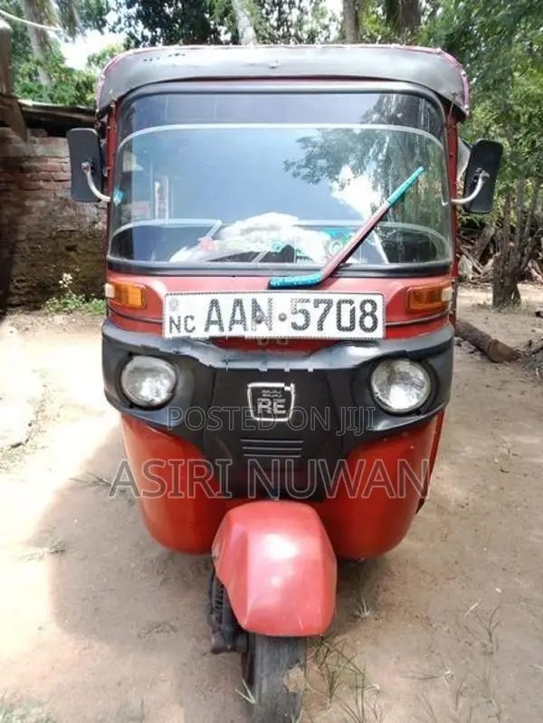 Bajaj RE 2014