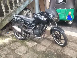 Bajaj Pulsar 180 2005