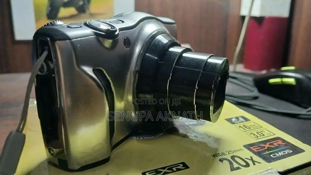 Fujifilm F770 Exe Camera