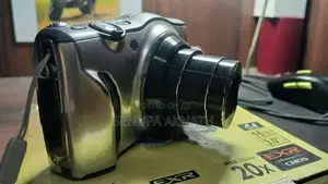 Fujifilm F770 Exe Camera