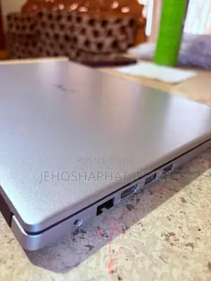 Laptop - Acer Aspire 3