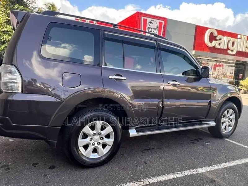 Mitsubishi Montero GLS 2012
