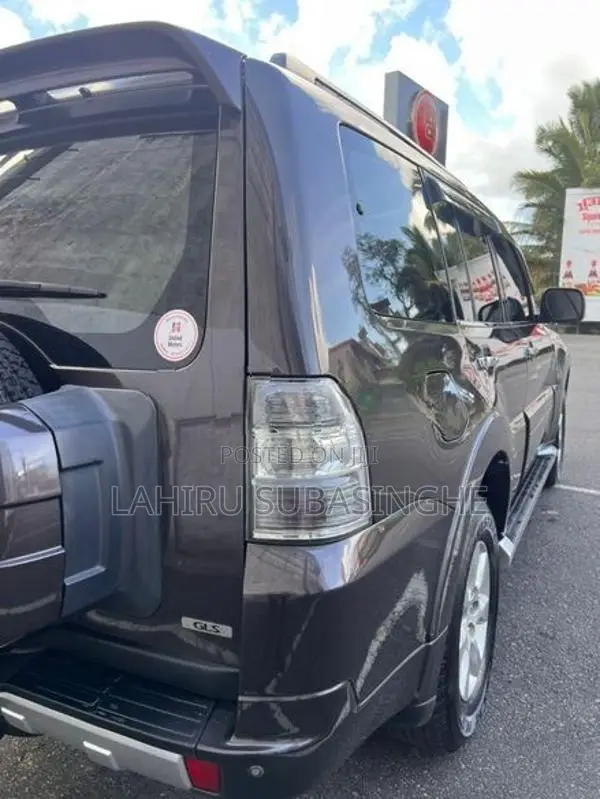Mitsubishi Montero GLS 2012
