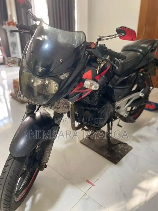Bajaj Pulsar 180 2010