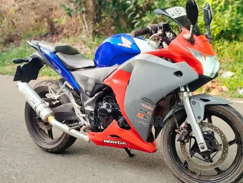 Honda CBR 2016