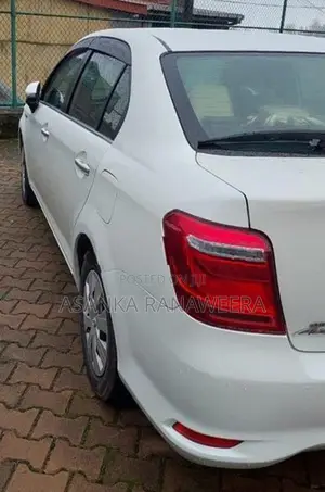 Toyota Axio G Grade 2016
