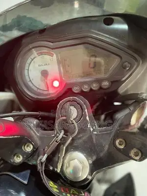 Bajaj Pulsar 180 2010