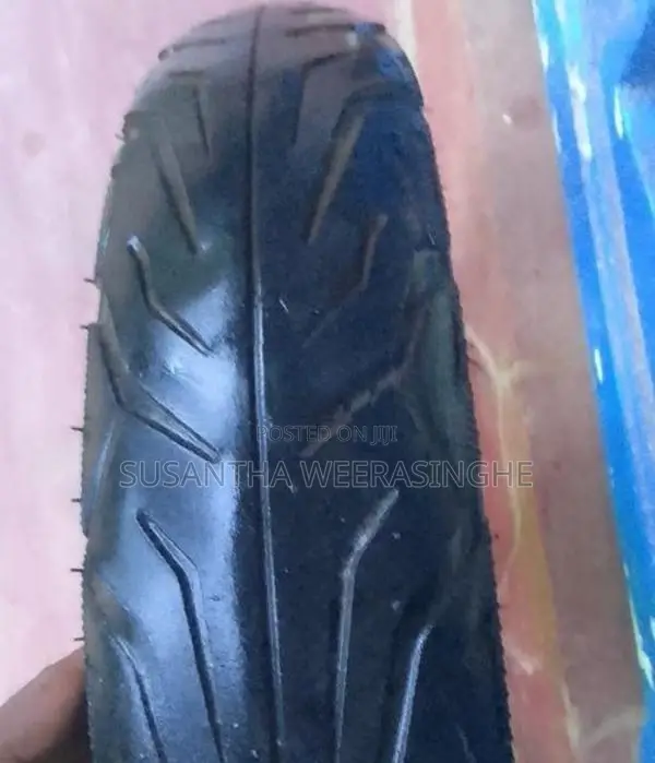 Front Alloy Wheel with 100/70/17 Tire