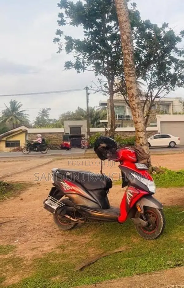 Honda Dio 2018