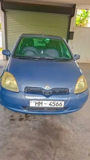 Toyota Vitz 2000