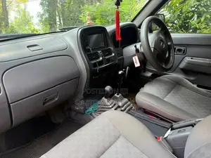 Nissan Double cab D22 2008