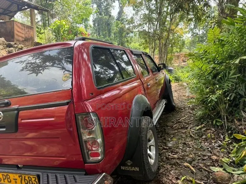Nissan Double cab D22 2008