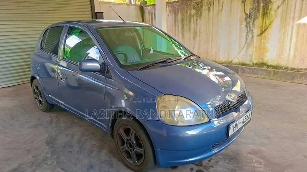 Toyota Vitz 2000