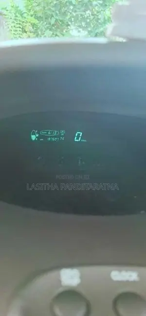 Toyota Vitz 2000