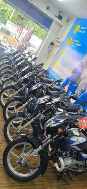 Bajaj CT100 2026