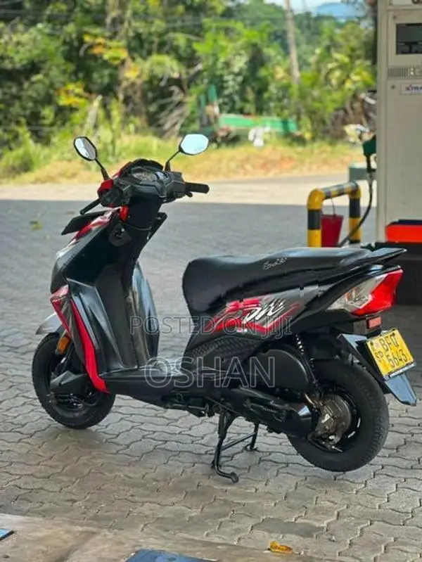 Honda Dio BFQ 2017