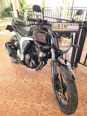 Yamaha FZs V2 Black Shine 2020