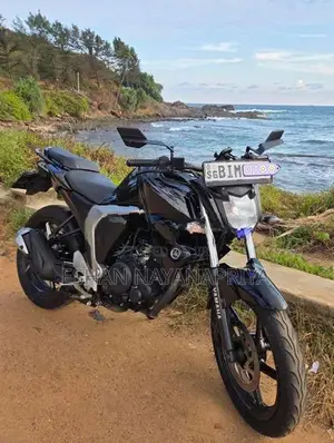 Yamaha FZs V2 Black Shine 2020