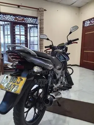 Bajaj Discover Motorbike 2014
