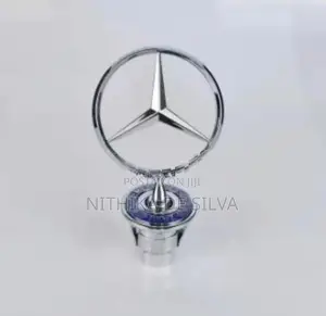 Mercedes benz emblem