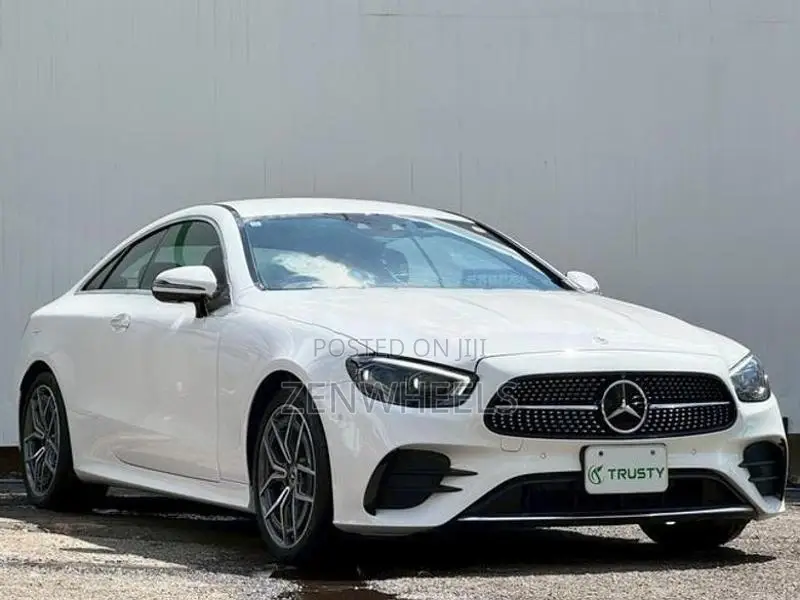 Mercedes Benz E200 COUPE SPORT 2024
