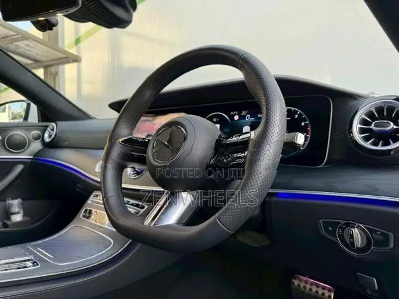 Mercedes Benz E200 COUPE SPORT 2024