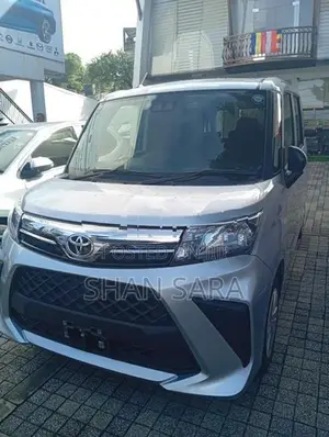Toyota Roomy X 2023