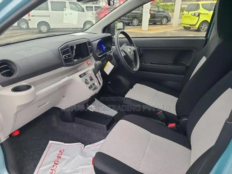 Daihatsu Mira X Grade 2025