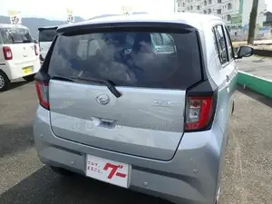 Daihatsu Mira X Grade 2025
