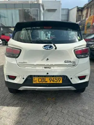 Mahindra KUV 100 NXT 2021