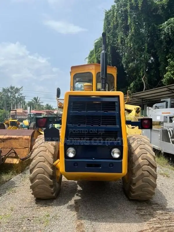 Komatsu 510 loader