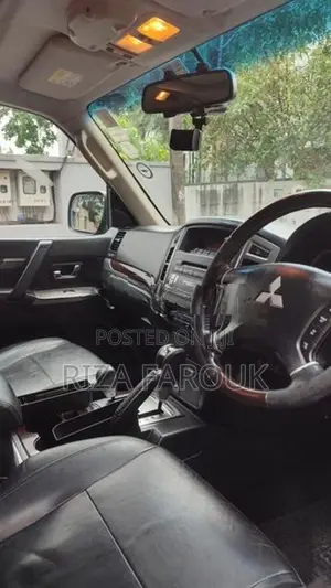 Mitsubishi Montero 2015