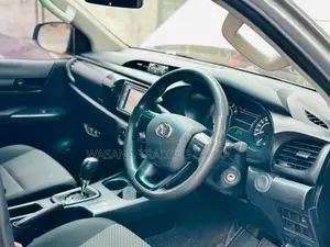Toyota Hilux 3L Automatic 2017
