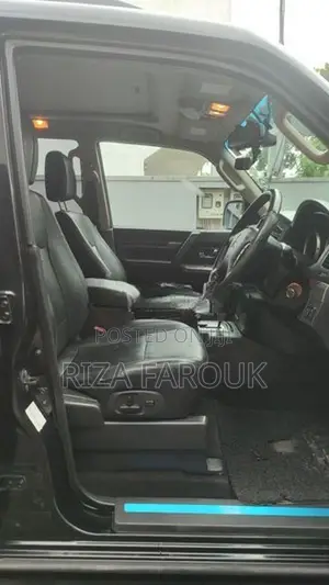 Mitsubishi Montero 2015