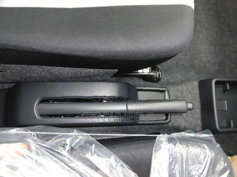 Daihatsu Mira G Grade Push Start 2026