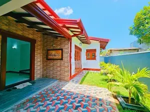 4 Bed Rooms Newly Built Modern House For Sale in Piliyandala