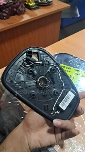 Vezel 2024 Side Mirror Lens