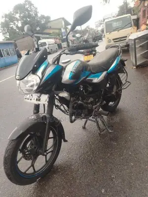 Bajaj Discover 125 2025