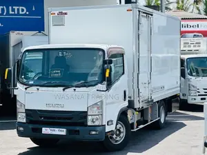 Isuzu Elf Freezer 14/2 Ft 2017