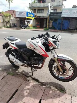 TVS Apache RTR 200 2016