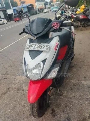 Yamaha RayZR 2017