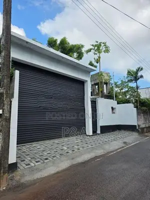 Piliyandala Town House for Sale