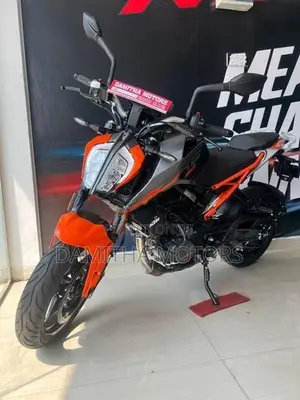 KTM Duke 160 Orange 2026