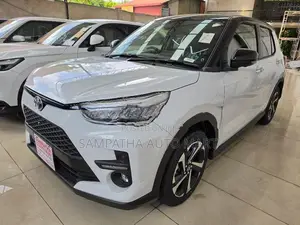Toyota Raize Z HYBRID AUTO PARKIN 2026