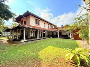 Battaramulla Colonial Style House for Sale Jayanthipura