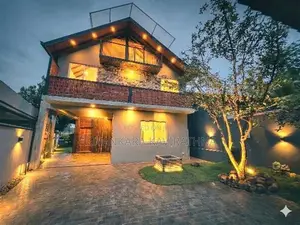 Luxury House For Sale in Kasbawa