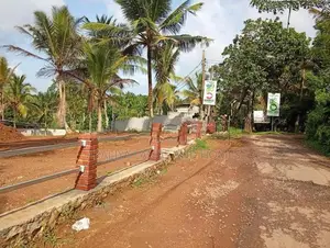 Land for Sale in Close to Kahathuduwa