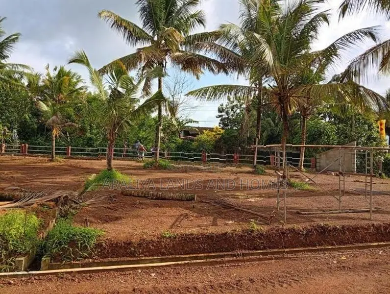 Land for Sale in Close to Kahathuduwa