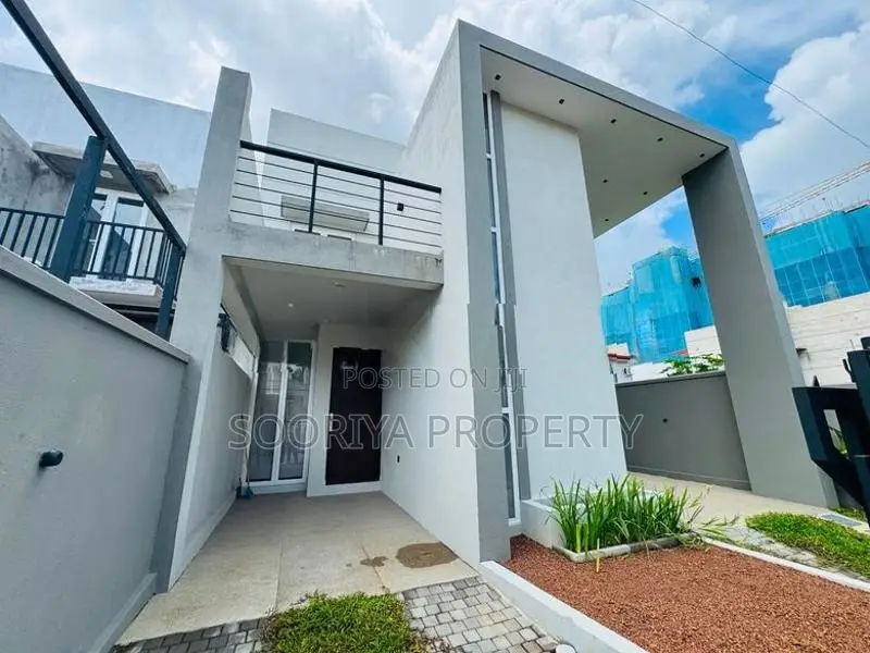 Brand New 2 Storey House for Sale in Piliyandala
