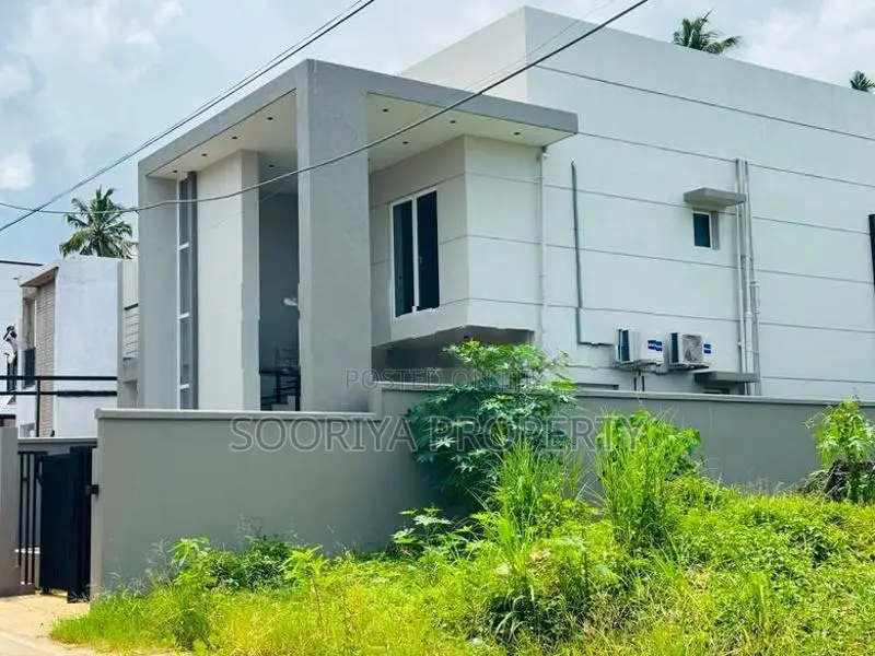 Brand New 2 Storey House for Sale in Piliyandala
